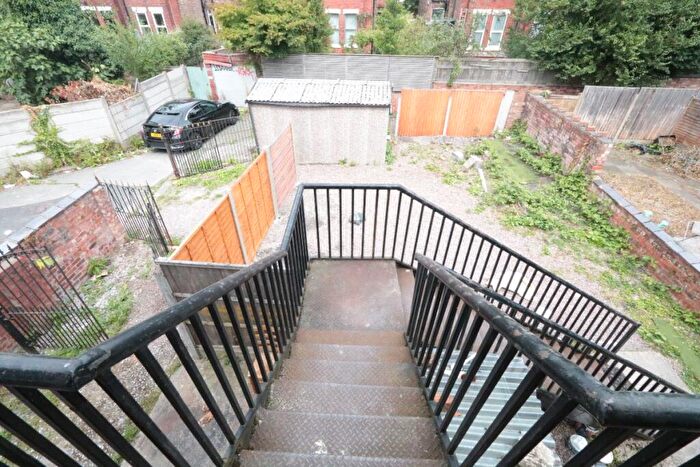 3 Bedroom Flat To Rent In Wilbraham Road, Chorlton, Manchester, M21