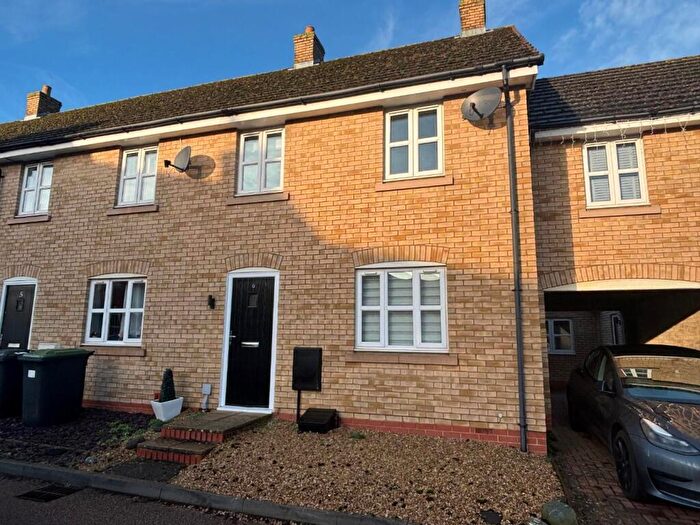 3 Bedroom Terraced House To Rent In Birch Close, Cranfield, MK43