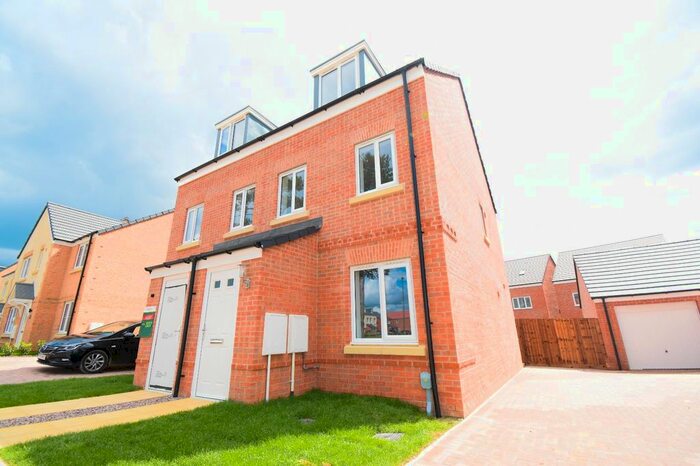 3 Bedroom Semi-Detached House To Rent In Everdon Drive, Scholars Green, Northampton, NN2