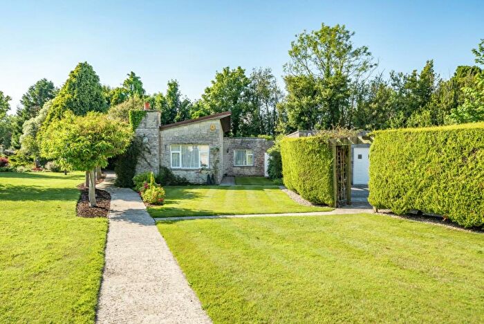 6 Bedroom Detached House For Sale In Church Street, Weymouth, DT3