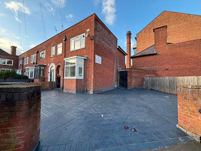 3 Bedroom Semi Detached House To Rent In Woodboy Street, Leicester, LE1