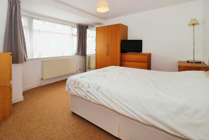 5 Bedroom House For Sale In Bush Avenue, Little Stoke, Bristol, Gloucestershire, BS34