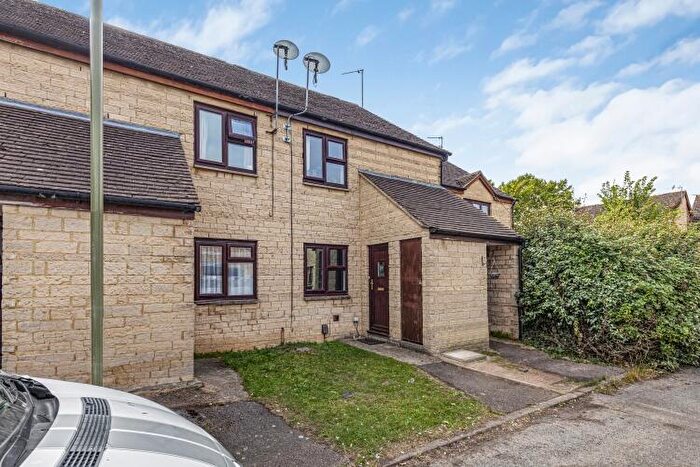 1 Bedroom Apartment To Rent In Manor Road, Witney, OX28