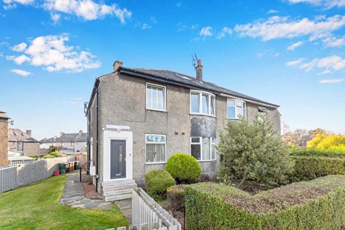 4 Bedroom Flat For Sale In Pilton Avenue, Edinburgh, EH5