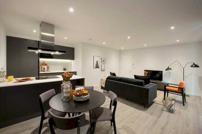 1 Bedroom Apartment To Rent In Circus Street, BN2