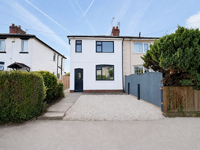 3 Bedroom Semi Detached House For Sale In First Avenue, Poulton-Le-Fylde, FY6