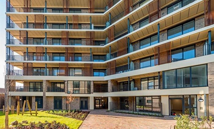 1 Bedroom Apartment For Sale In The Wing, Camberwell, SE5