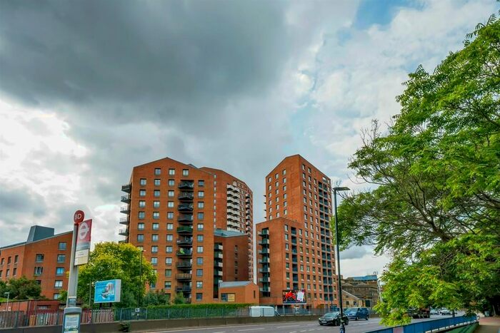 1 Bedroom Flat To Rent In Makers Yard, London, E3