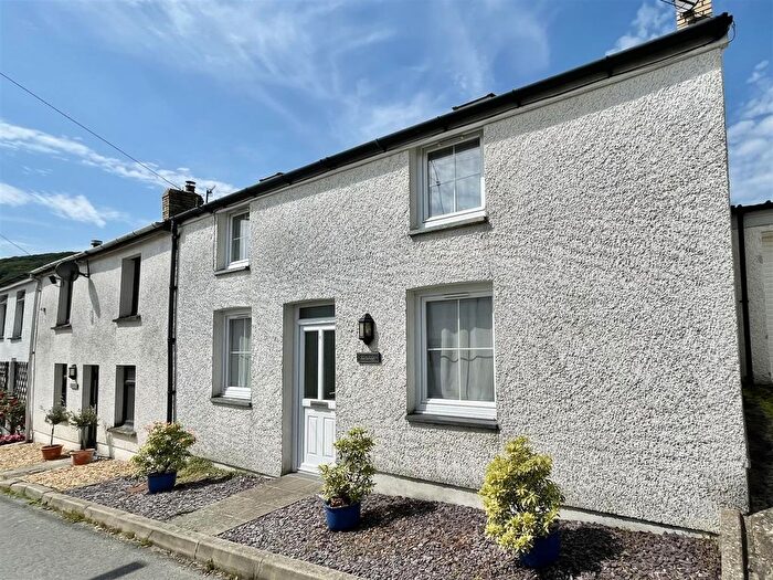 3 Bedroom End Of Terrace House For Sale In Dol-Y-Bont, Borth, SY24