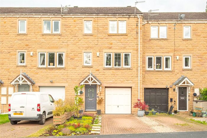 4 Bedroom Terraced House For Sale In Holmebank Mews, Brockholes, Holmfirth, HD9