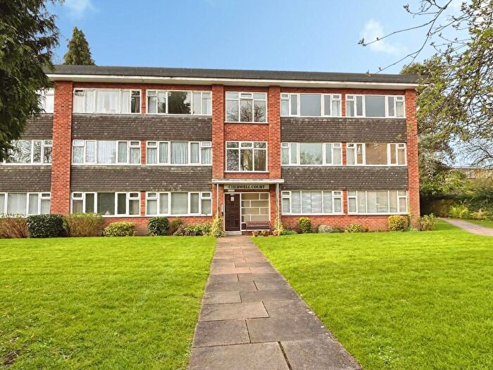 2 Bedroom Flat For Sale In Garrard Gardens, Sutton Coldfield, B73