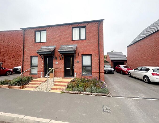 2 Bedroom Semi-Detached House For Sale In Rockcliffe Close, Church Gresley, Swadlincote, DE11
