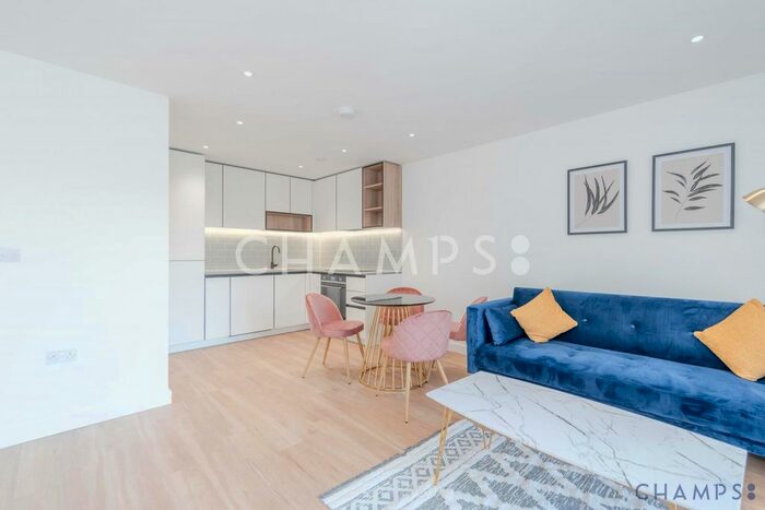 1 Bedroom Flat To Rent In Fairbank House, Beaufort Square, Beaufort Park, NW9