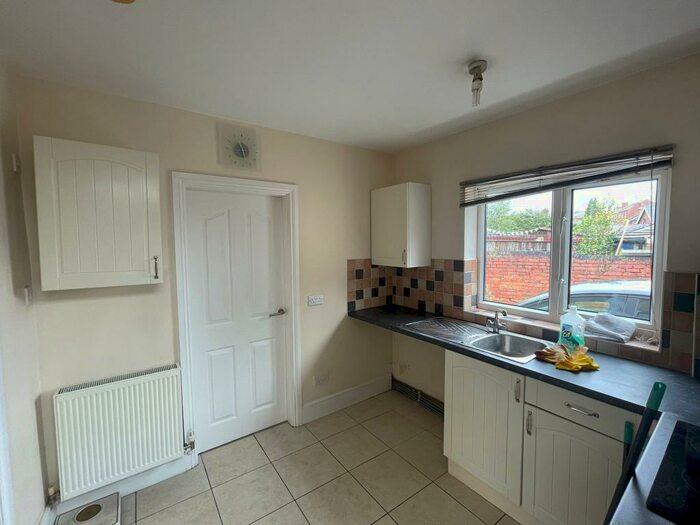 1 Bedroom Property To Rent In Ray Street, Heanor, DE75