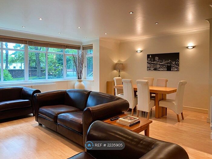 2 Bedroom Flat To Rent In Maycroft House, Mossley Hill, Liverpool, L18