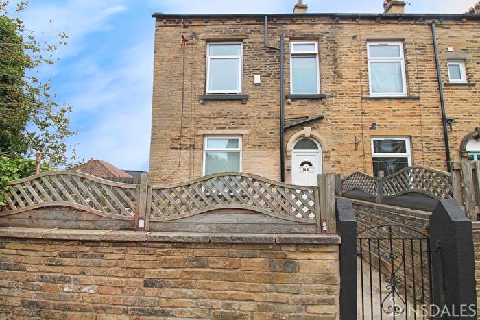 2 Bedroom Terraced House To Rent In James Street, Allerton, Bradford, BD15