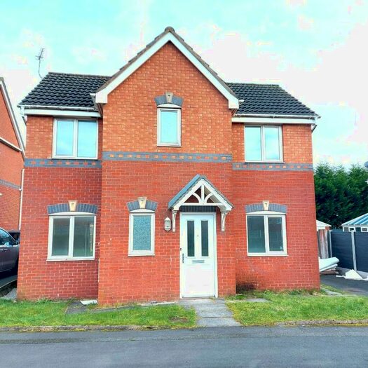 3 Bedroom Detached House To Rent In Ravenglass Drive, Middleton, Manchester, M24