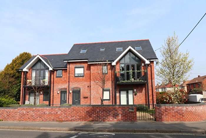 1 Bedroom Apartment For Sale In Station Road, Netley Abbey, SO31