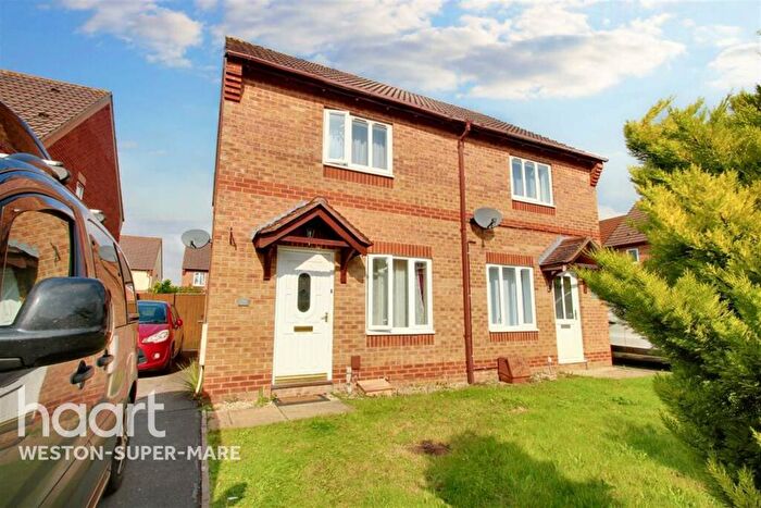 2 Bedroom Semi-Detached House To Rent In The Swallows, BS22
