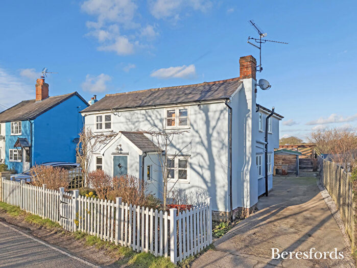 3 Bedroom Detached House For Sale In Little Cambridge, Duton Hill, CM6