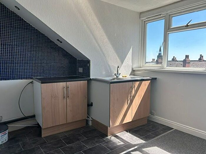 1 Bedroom Flat To Rent In Stratford Street, Flat, Beeston, Leeds, LS11