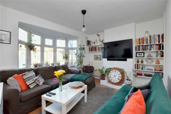 2 Bedroom Bungalow To Rent In Red Lion Lane, London, SE18