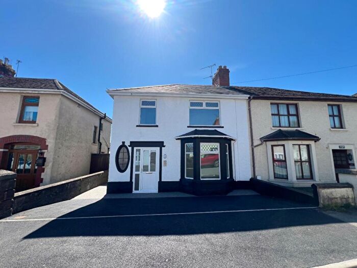 3 Bedroom Semi-Detached House For Sale In St. Marie Street, Bridgend County Borough, CF31