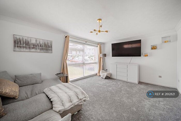 3 Bedroom Detached House To Rent In Broadheath Drive, Chislehurst, BR7
