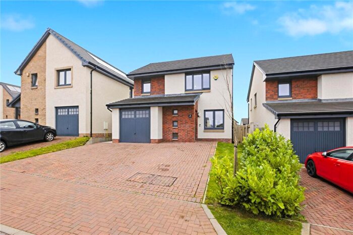 3 Bedroom Detached House For Sale In Red Brae Place, Denny, Stirlingshire, FK6