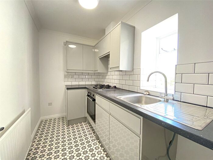1 Bedroom Flat To Rent In Cotham Grove, Bristol, BS6