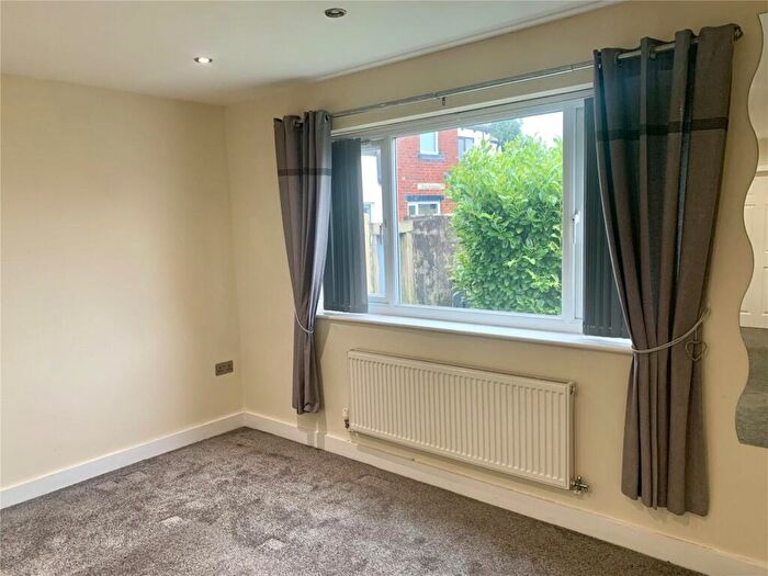 2 Bedroom Bungalow To Rent In Higher Peel Street, Oswaldtwistle, BB5