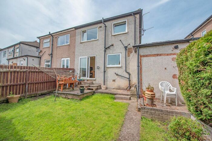 3 Bedroom Semi-Detached House For Sale In Black Abbey Lane, Glusburn, North Yorkshire, BD20