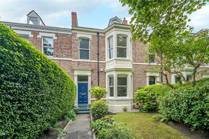 4 Bedroom Terraced House For Sale In Alma Place, North Shields, NE29