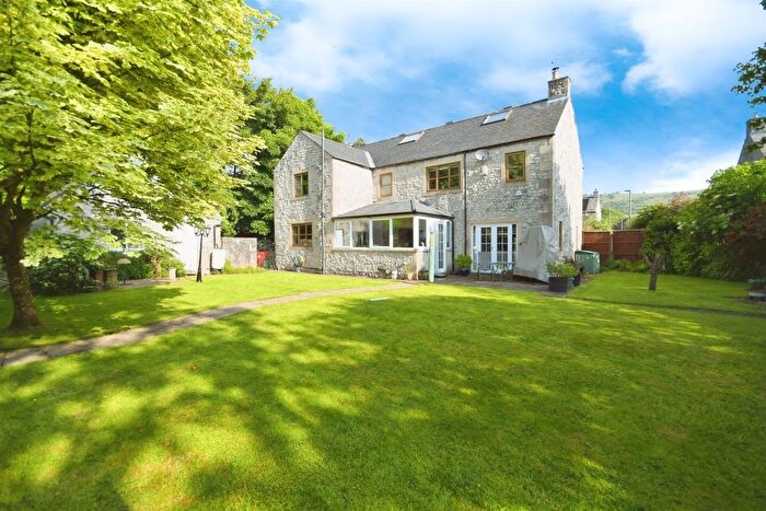 6 Bedroom Detached House For Sale In Barn Furlong, Great Longstone, Bakewell, DE45