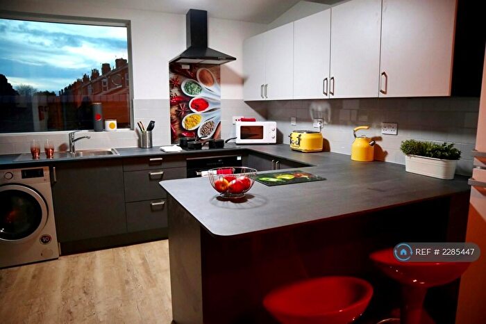 5 Bedroom Terraced House To Rent In Elm Hall Drive, Liverpool, L18