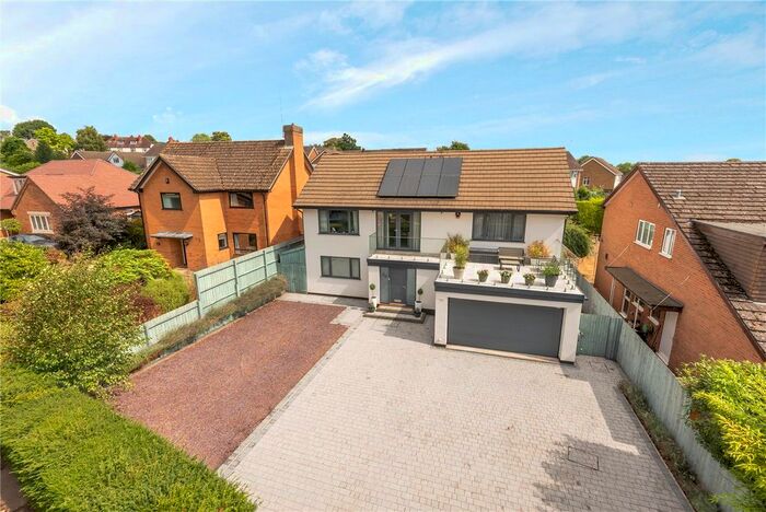 4 Bedroom Detached House To Rent In Abington Park Crescent, Abington, Northampton, NN3