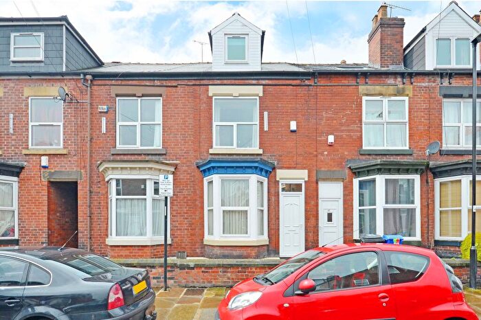 4 Bedroom Terraced House To Rent In Rosedale Road, Sheffield, S11