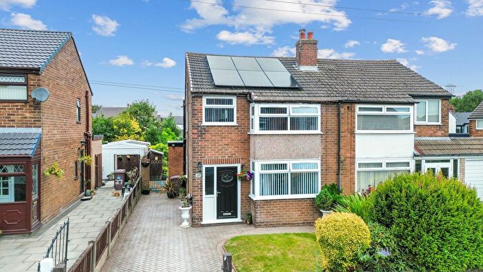 3 Bedroom Semi-detached House For Sale In St. Winifred Road, Rainhill, L35
