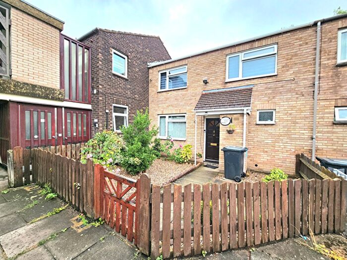 3 Bedroom Terraced House To Rent In Mereworth Close, Leicester, LE5