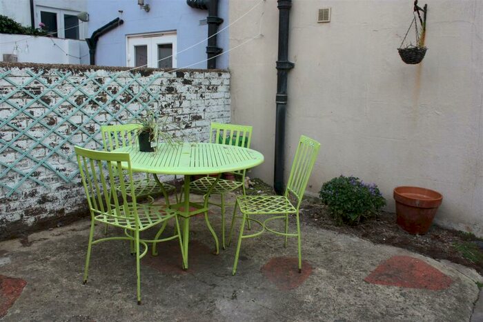 6 Bedroom Terraced House To Rent In Blaker Street, Brighton, BN2