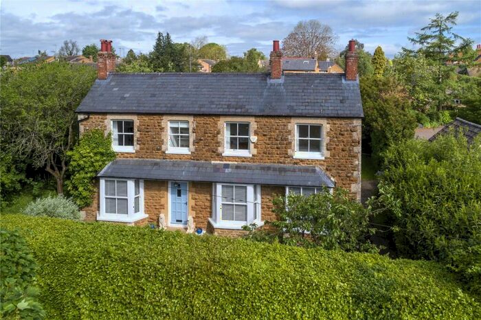 3 Bedroom Detached House For Sale In Chapel Street, Hook Norton, Banbury, Oxfordshire, OX15