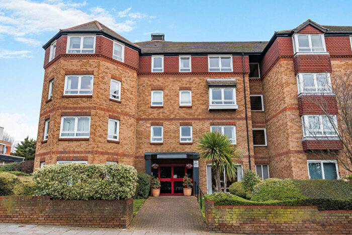 2 Bedroom Apartment For Sale In Sidcup Hill, Sidcup, DA14