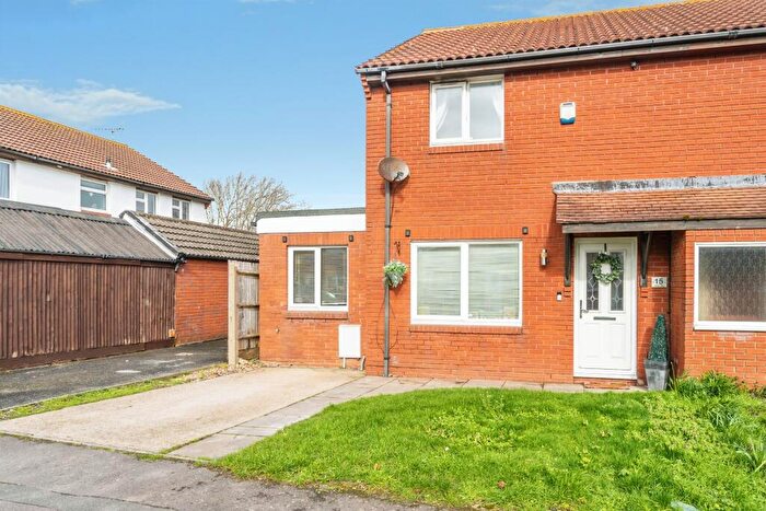 3 Bedroom Semi-Detached House For Sale In Merlin Way, Bognor Regis, PO22