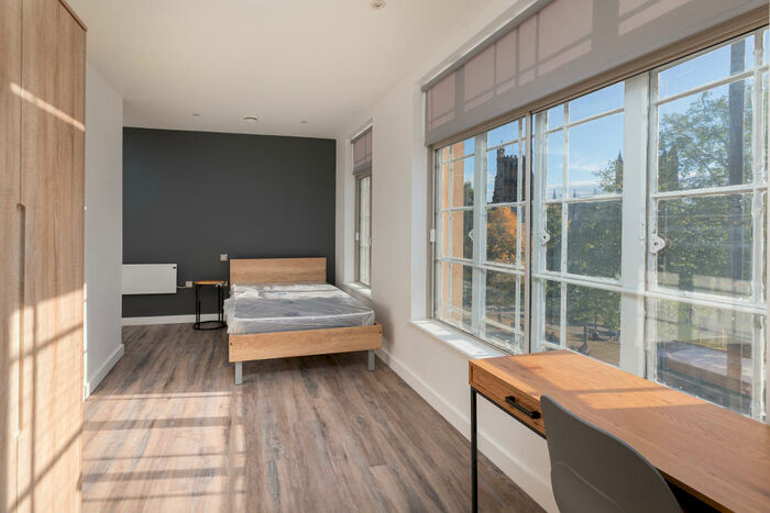 Studio To Rent In College Green, Bristol, BS1