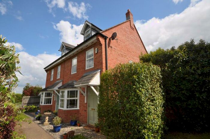 4 Bedroom Semi-Detached House To Rent In Warren End, Mawsley Village, NN14