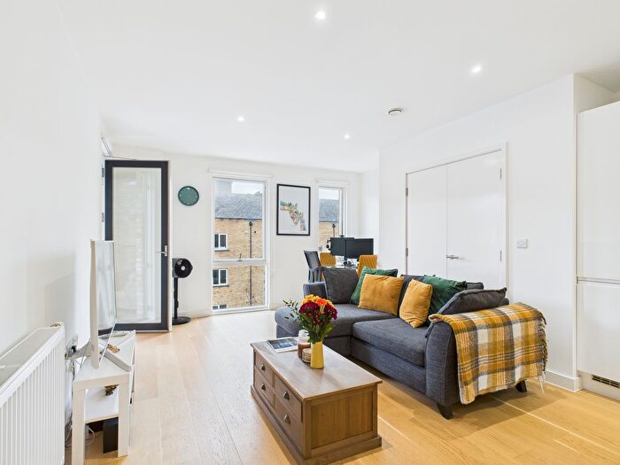 1 Bedroom Flat For Sale In Westferry Road, London, E14