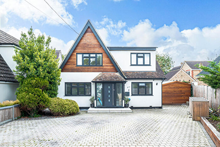4 Bedroom Detached House For Sale In Stanley Road, Rochford, SS4