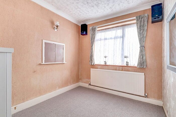 2 Bedroom Terraced House For Sale In Bunters Avenue, Shoeburyness, SS3