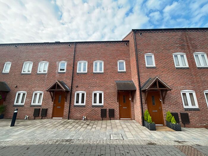 4 Bedroom Terraced House To Rent In Church Street, Atherstone, CV9