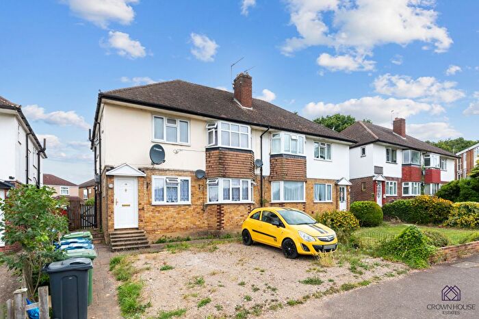 2 Bedroom Maisonette To Rent In Mountside, Stanmore, Middlesex, Greater London, HA7
